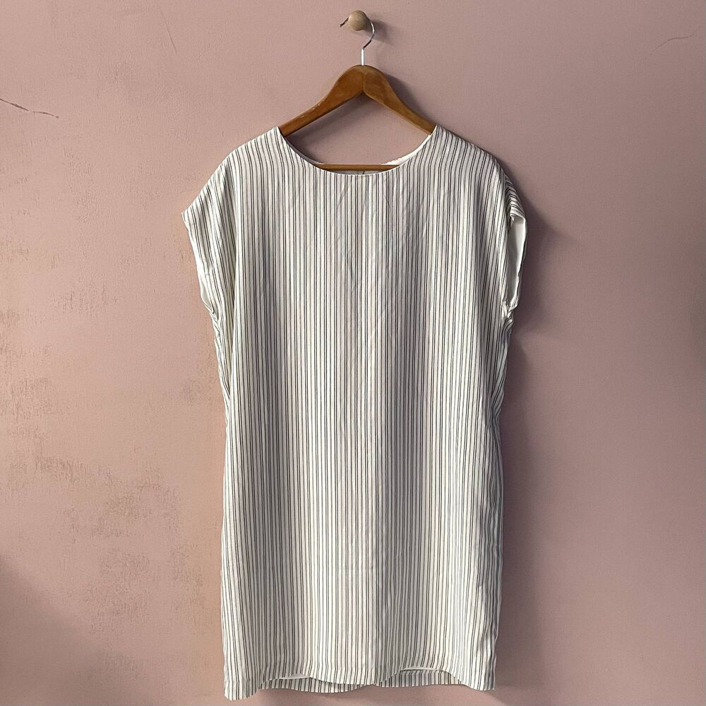 Ovi NWOT Cream & Black Double-Striped Dress Size M